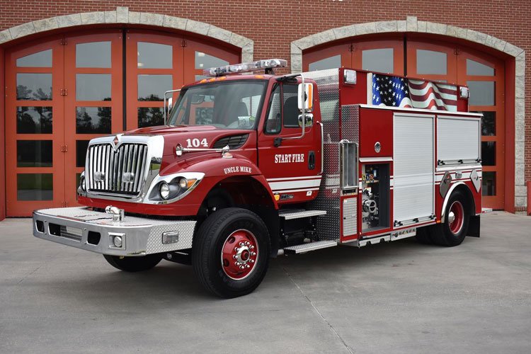 Rig of the Day: Ferrara/Freightliner Commercial Tanker