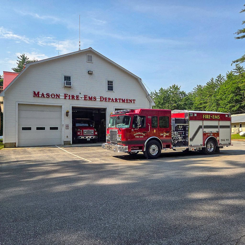Mason (NH) Fire/EMS Department, KME custom pumper.